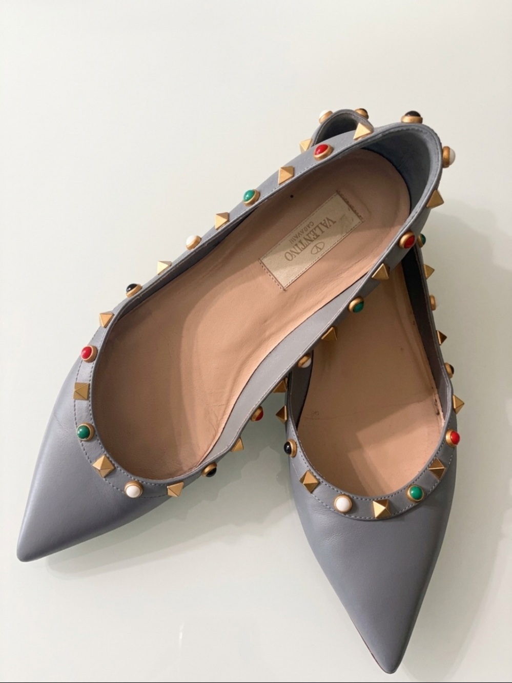 Valentino Garavani Gray Pointed Rockstud Flats with Multicolor Cabochons